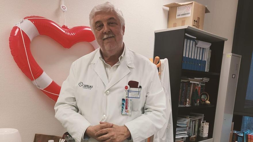 El doctor Andrés Íñiguez Romo.