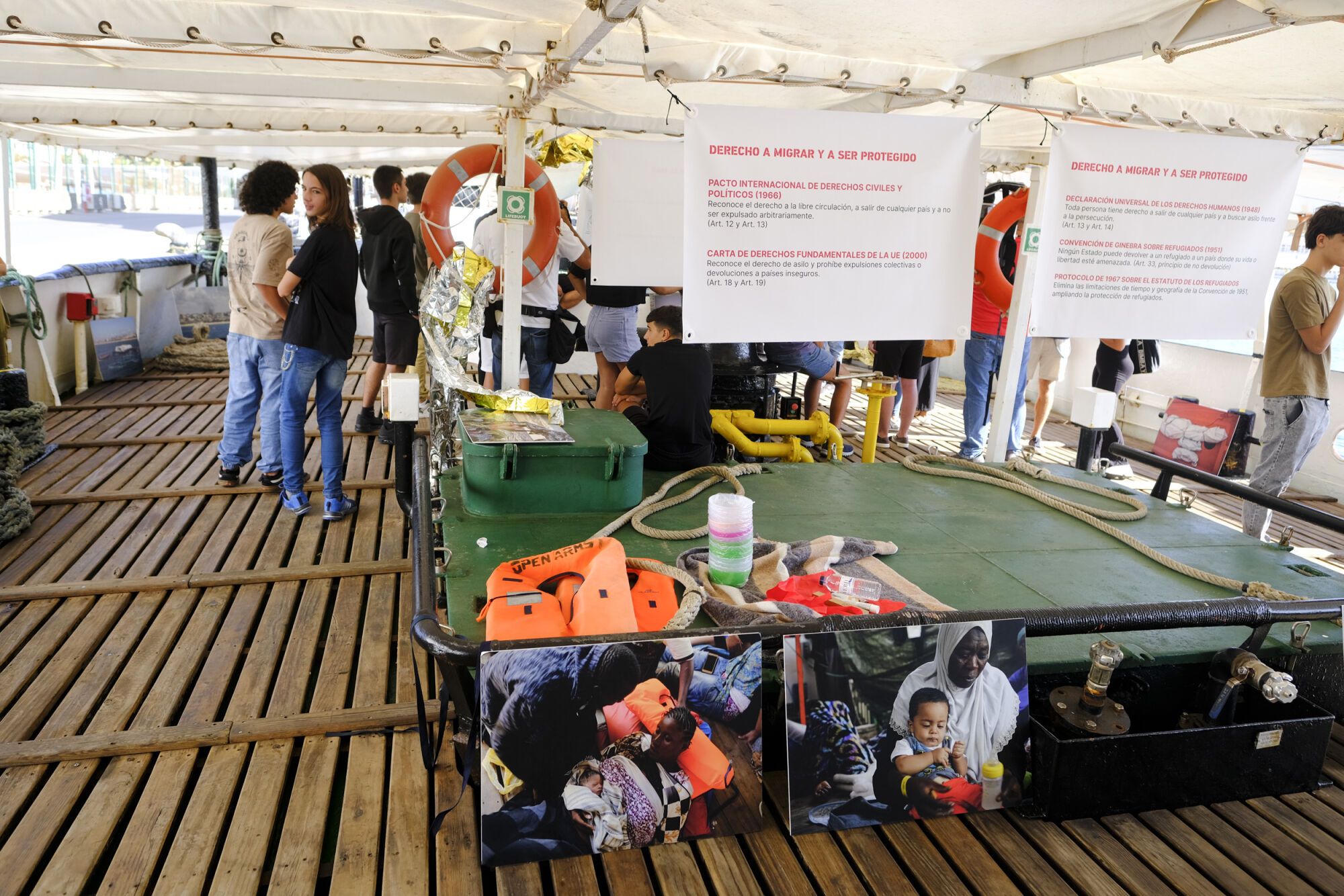 Jornada de puertas abiertas en el 'Open Arms' en el Puerto de Las Palmas