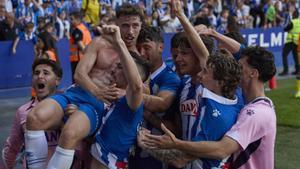 Un Espanyol de Primera se salva en una segona part de glòria