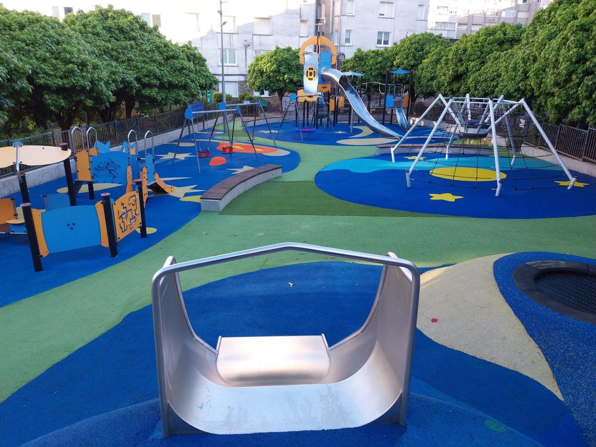 Aceinsa Movilidad encargarase do mantemento dos parques infantí