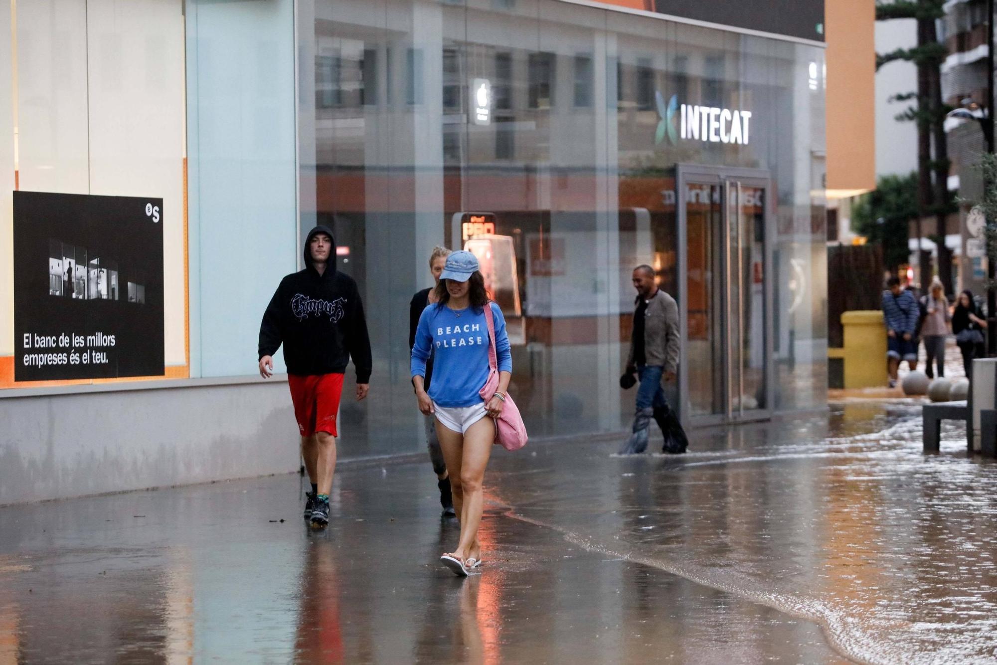Las imágenes de la dana 'Alice' en la tarde del sábado en Ibiza