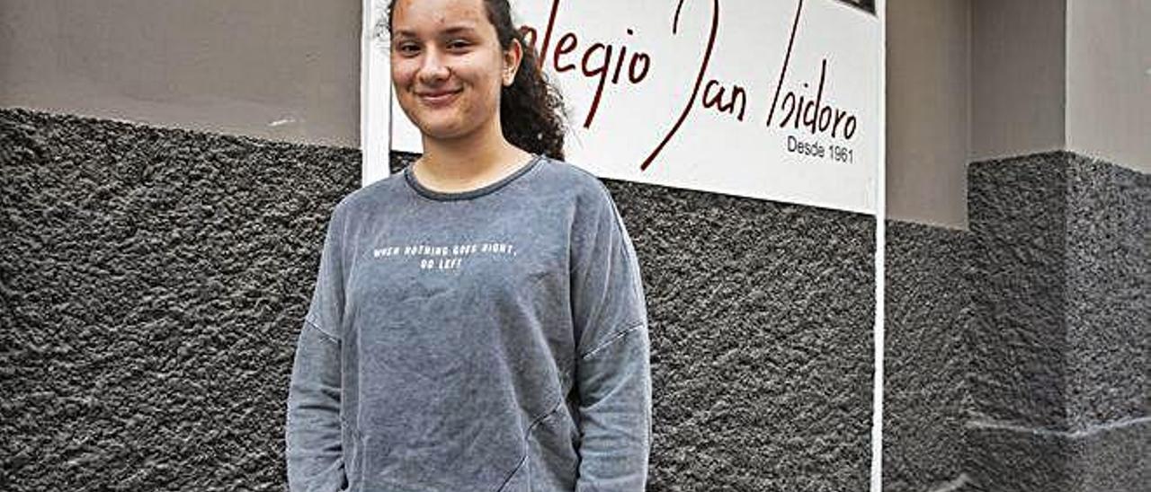 Rocío Díaz, alumna del Colegio San Isidoro y beneficiaria de una de las becas de la Fundación Amancio Ortega.