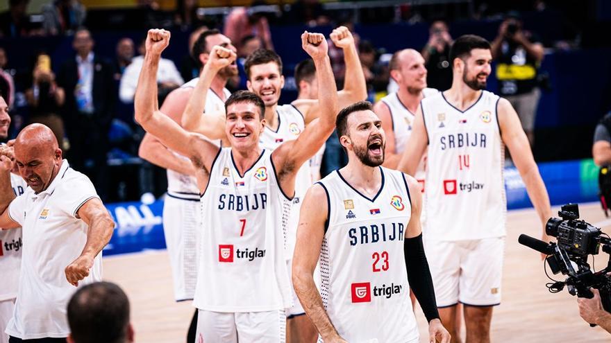 El Mundial de baloncesto: Serbia destroza pronósticos, tumba a Canadá y se planta en la final