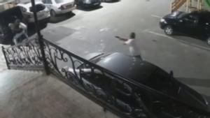 ¡Un luchador de MMA fue tiroteado en la puerta de su domicilio!