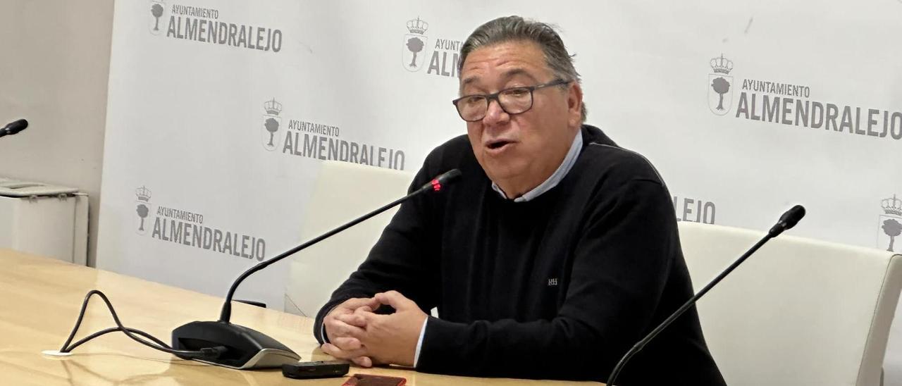 José María Ramírez en sala de prensa.