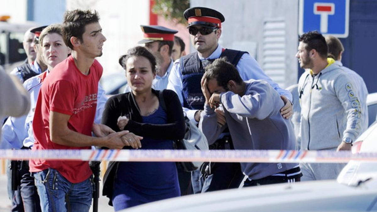 La policía acordona la zona donde un hombre mató a otro en Figueres, el 1 de noviembre.