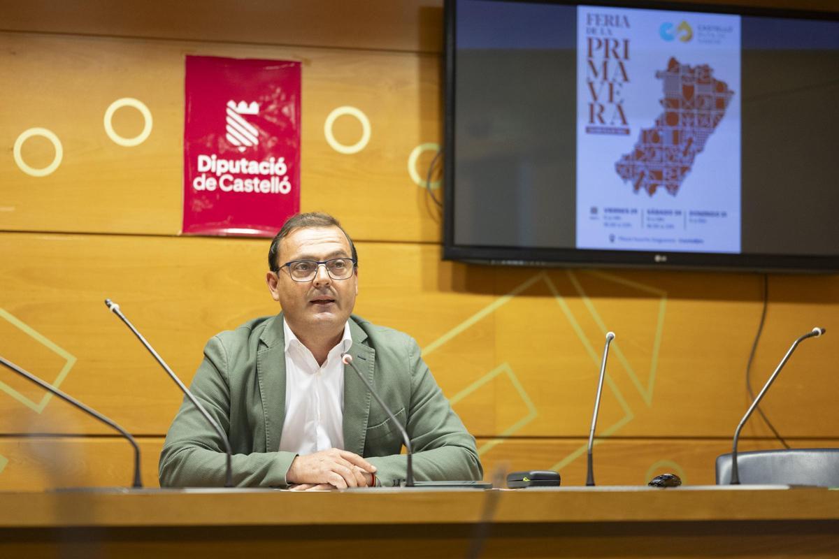 Martínez, durante la presentación de la Feria de la Primavera.