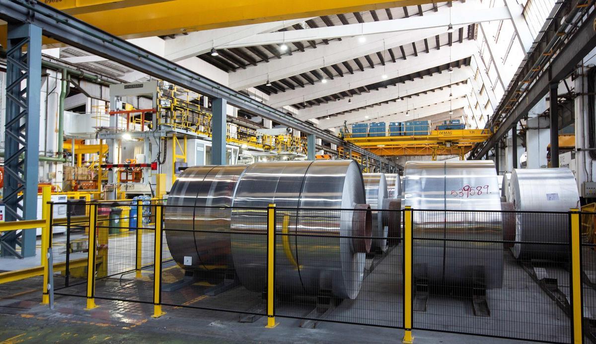 Planta de producción de Aludium en Alicante.