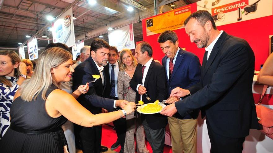 Carlos Mazón, Francesc Colomer, Carlos González y varias autoridades en la inauguración de Alicante Gastronómica