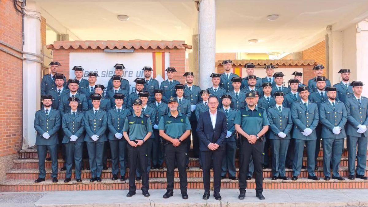 Los nuevos alumnos de la Guardia Civil de Zamora, en el cuartel de la capital.