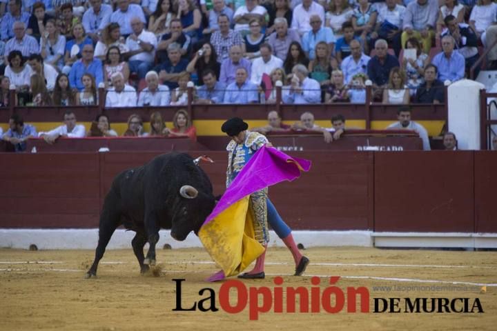 Segunda corrida de Feria: Enrique Ponce, Manzanares y Cayetano