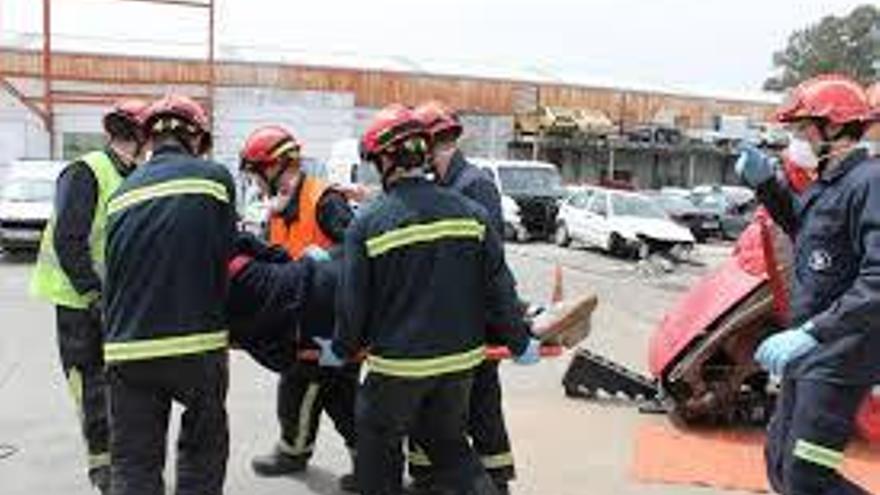 Los bomberos tampoco han cobrado los pluses de nocturnidad ni los domingos