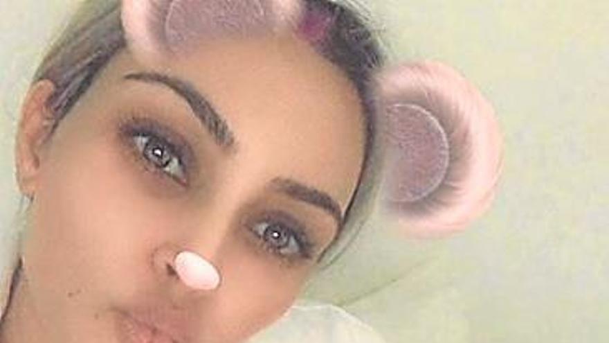 Kim presenta a su hija Chicago Kardashian