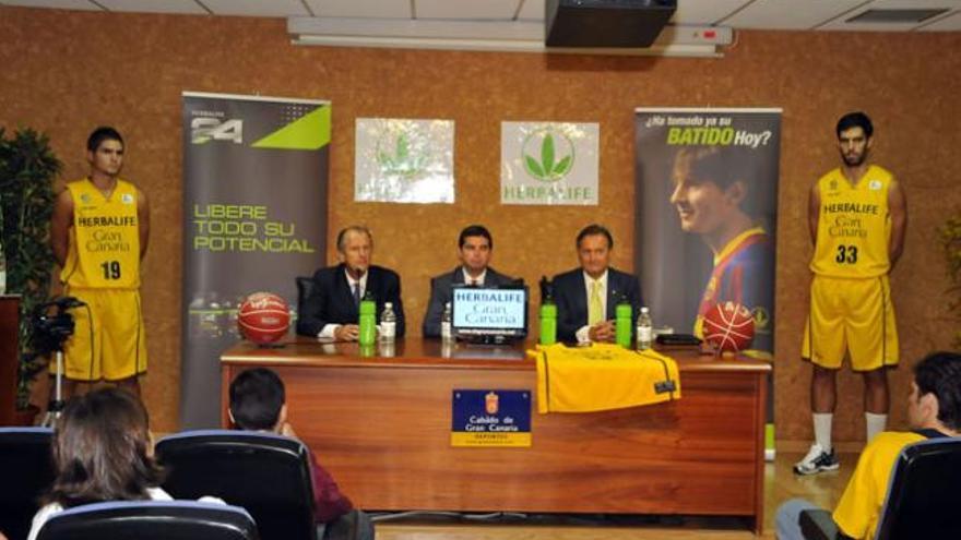 Presentación de Herbalife como nuevo patrocinador