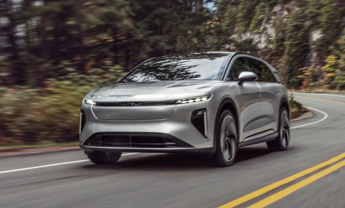 Lucid Gravity Grand Touring