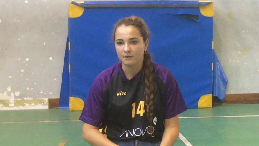 Conoce a la joven jugadora de baloncesto Yolanda Florido