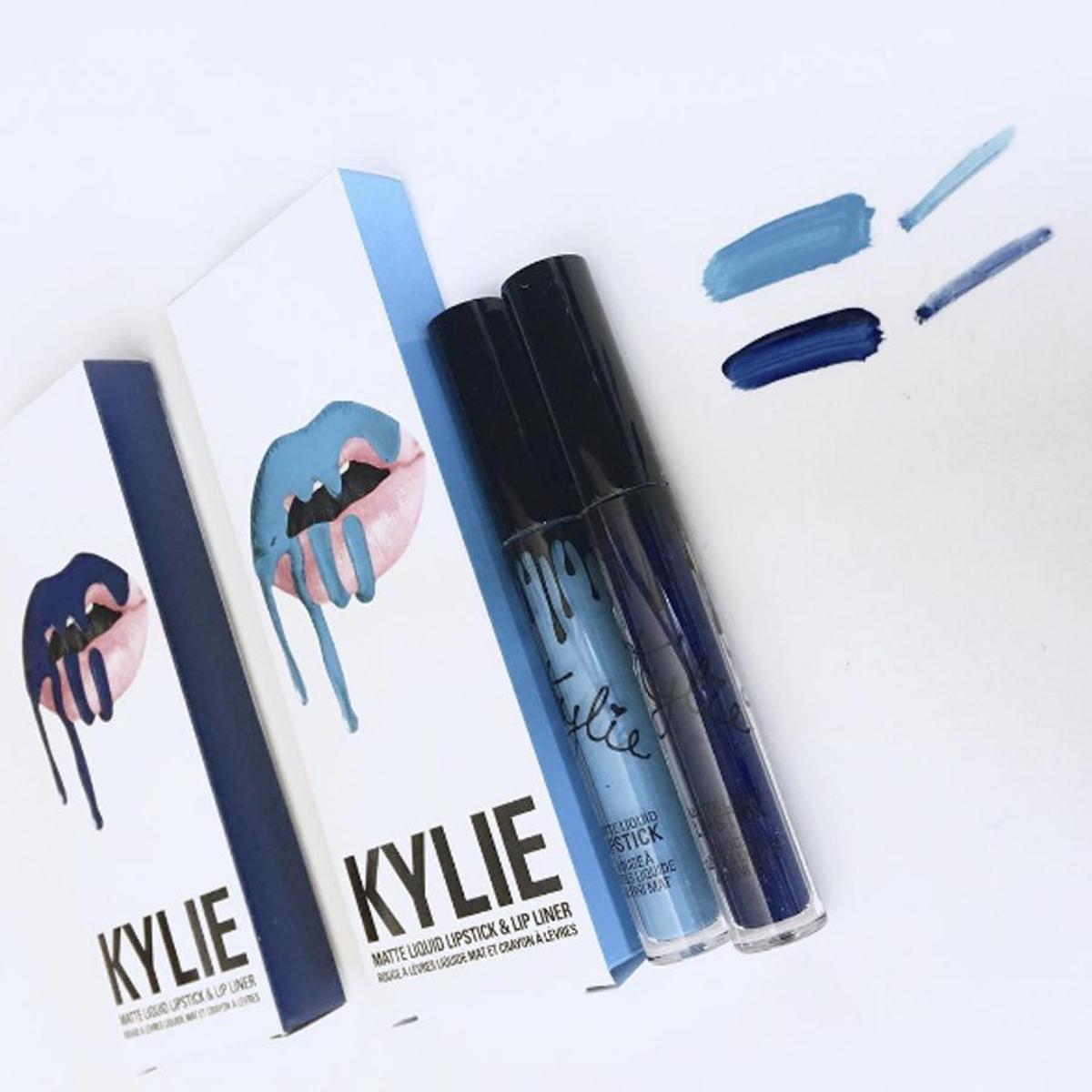 Barra de labios azul, de Kylie Cosmetics