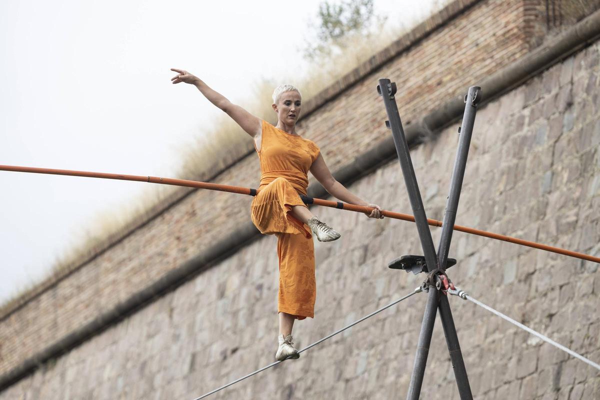 El castell de Munjüic se llena de circo como nuevo escenario de la Mercè