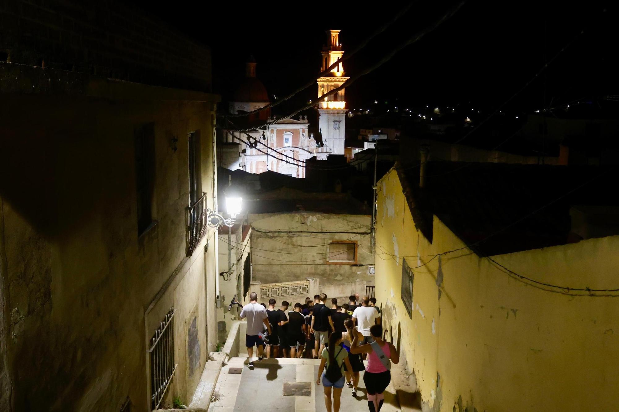 Vecinos de Turís patrullan por tercera noche las calles ante la inseguridad
