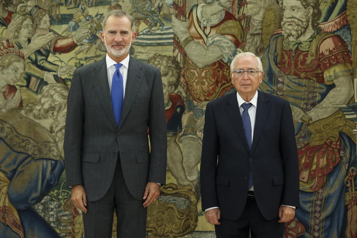 El rey Felipe VI se reúne con el presidente de Melilla, Juan José Imbroda El rey Felipe VI se reúne con el presidente de Melilla, Juan José Imbroda