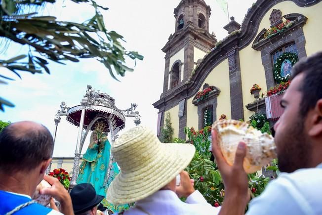 Procesion y Romeria por las Fiestas de las ...