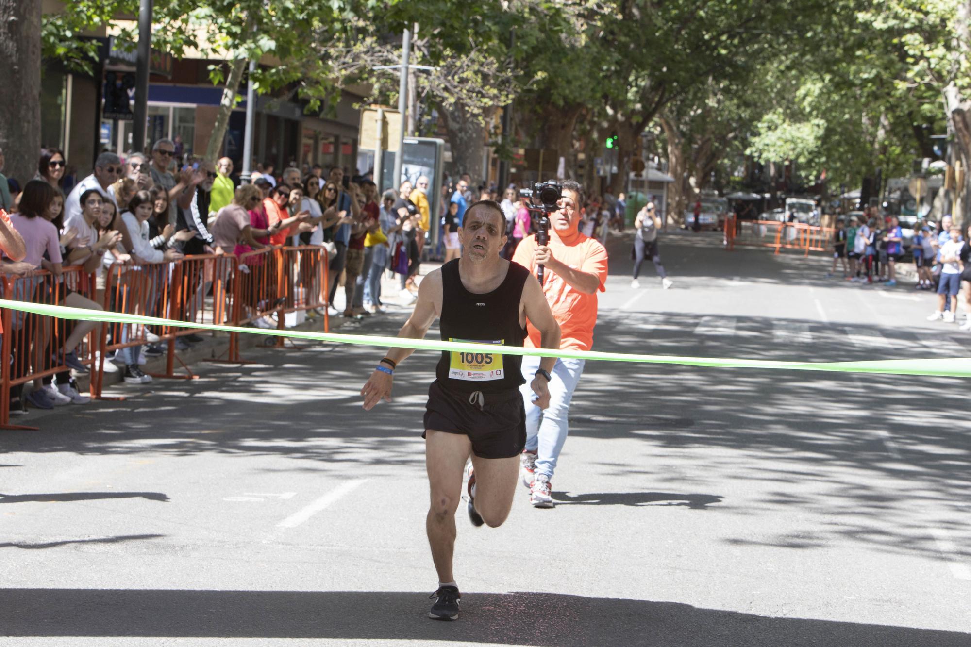 Más de 1.200 personas participan en la XV edición de la carrera de Aspromivise