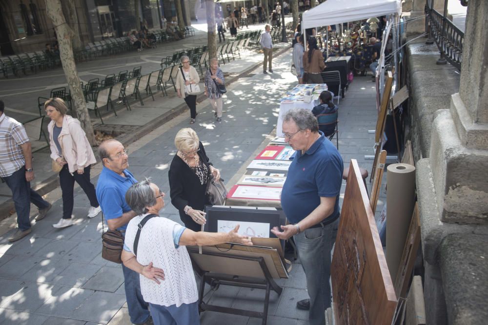 Fira d'Artistes i Artesans del Passeig Pere III