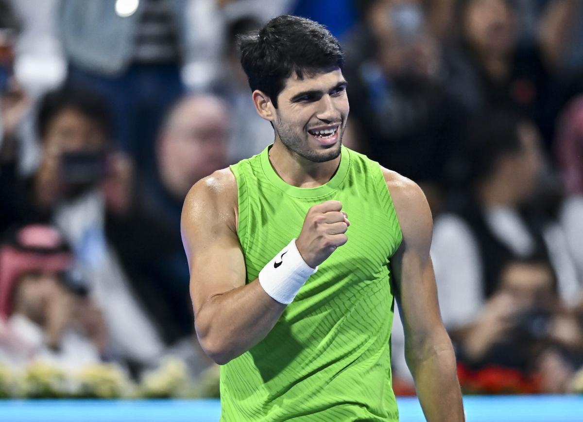 DOHA, Feb. 18, 2026 -- Carlos Alcaraz of Spain celebrates during the men's singles round of 32 match against Arthur Rinderknech of France at the ATP Qatar Open 2026 tennis tournament in Doha, Qatar, on Feb. 17, 2026.,Image: 1076110538, License: Rights-managed, Restrictions: , Model Release: no, Credit line: Nikku / Xinhua News / ContactoPhoto Editorial licence valid only for Spain and 3 MONTHS from the date of the image, then delete it from your archive. For non-editorial and non-licensed use, please contact EUROPA PRESS. 17/02/2026 ONLY FOR USE IN SPAIN