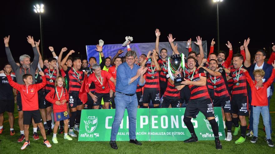 El Salerm Puente Genil supera al Torre del Mar en los penaltis y conquista la Copa RFAF