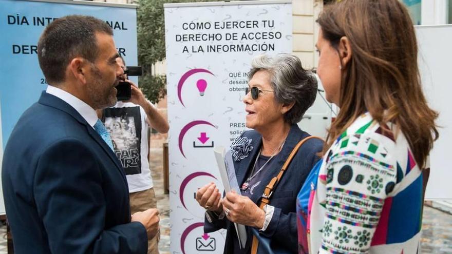 El Gobierno recoge las peticiones de los ciudadanos para llegar a ser &quot;más transparente&quot;