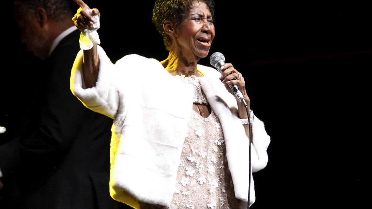 FALLECE ARETHA FLANKLIN