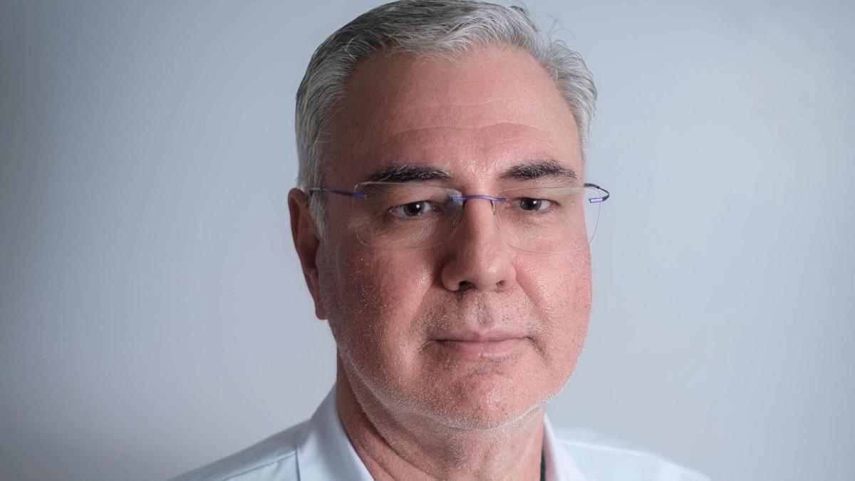 Dr. Pedro Rojas.