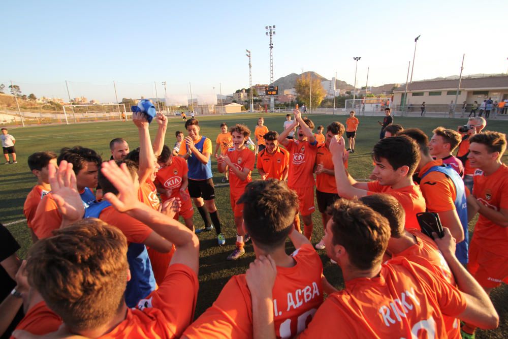 El equipo cadete del Idella CF ha llevado al fútbol eldense a la élite de la competición Autonómica por segunda vez en la historia