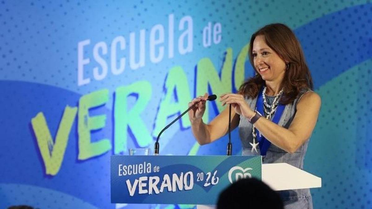 Patricia Navarro, durante la primera jornada de la Escuela de Verano del PP en Mijas