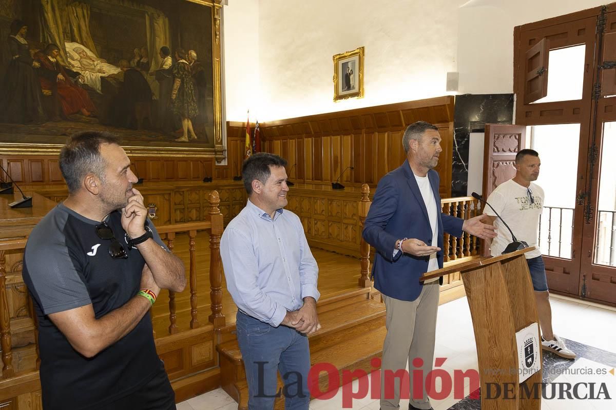 Recepción de los equipos de fútbol de las Escuelas Municipales de Caravaca que han conseguido ascenso