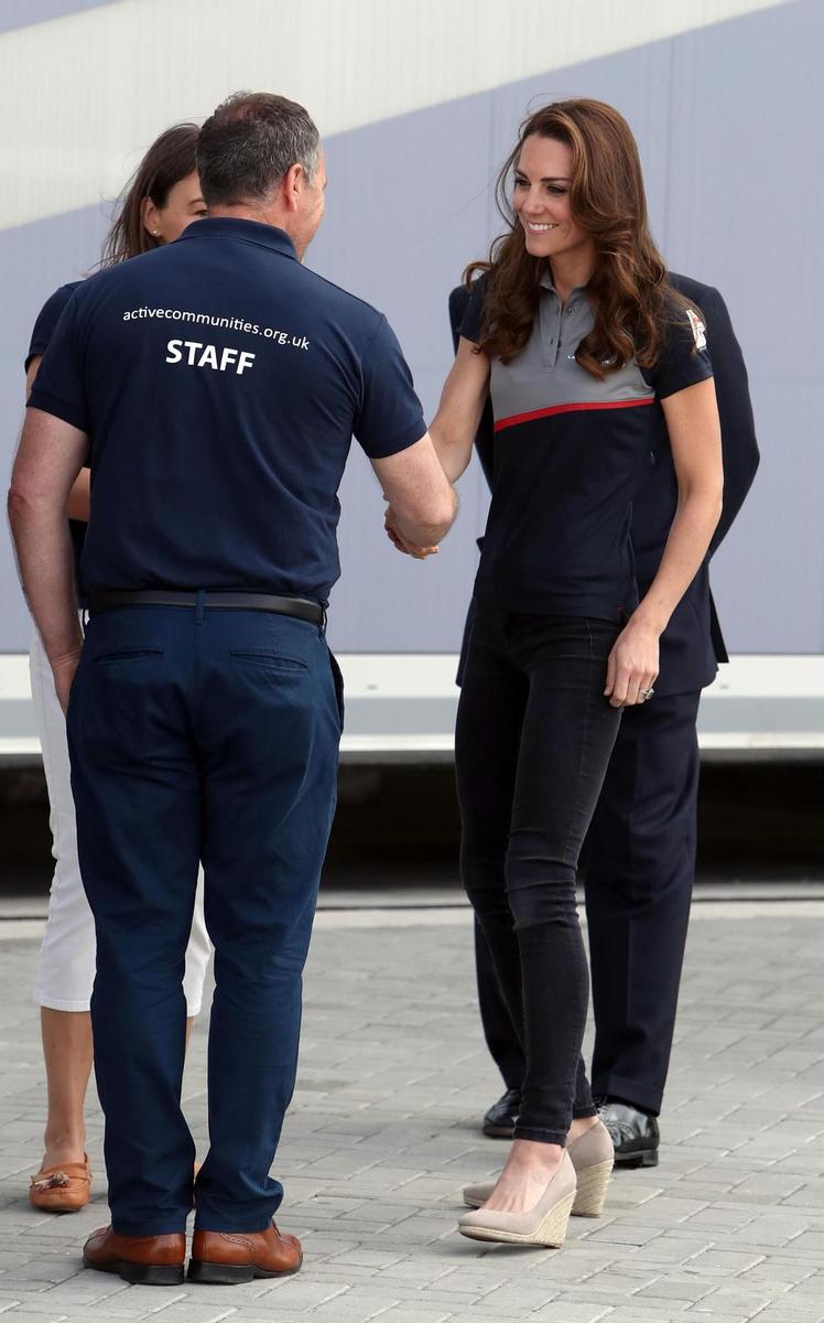 El look de Kate Middleton visitando la Copa América