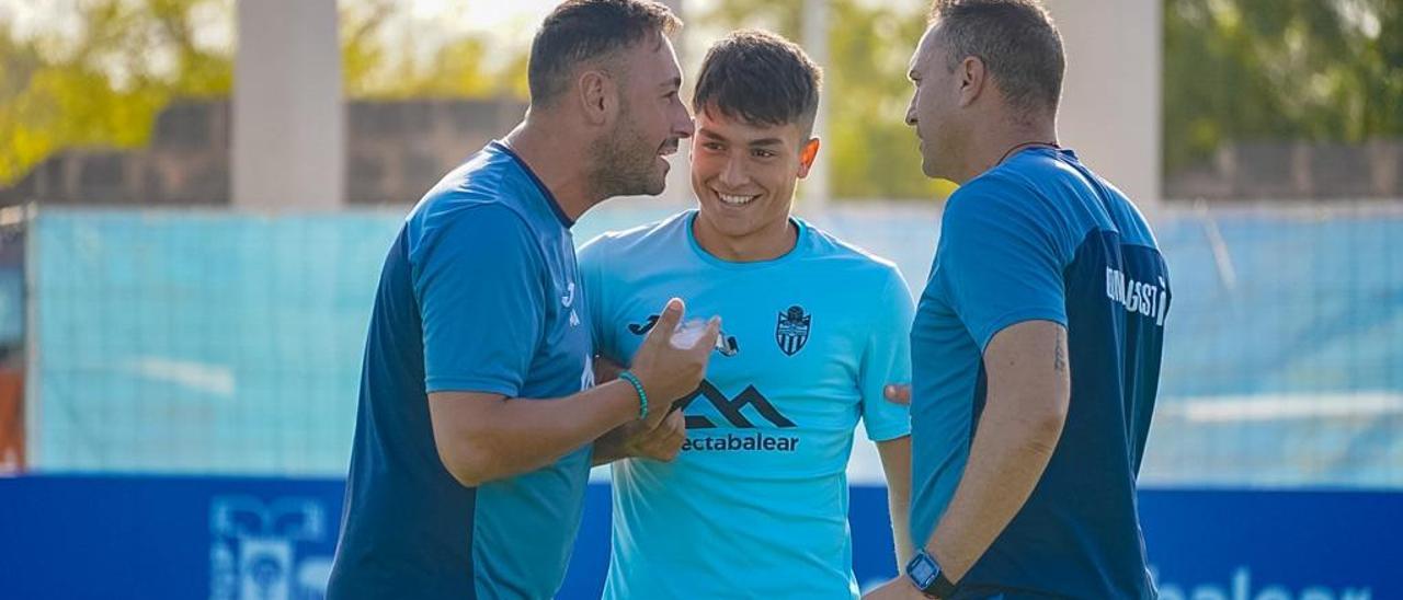 Jordi Roger, técnico del Baleares, en un entrenamiento reciente.