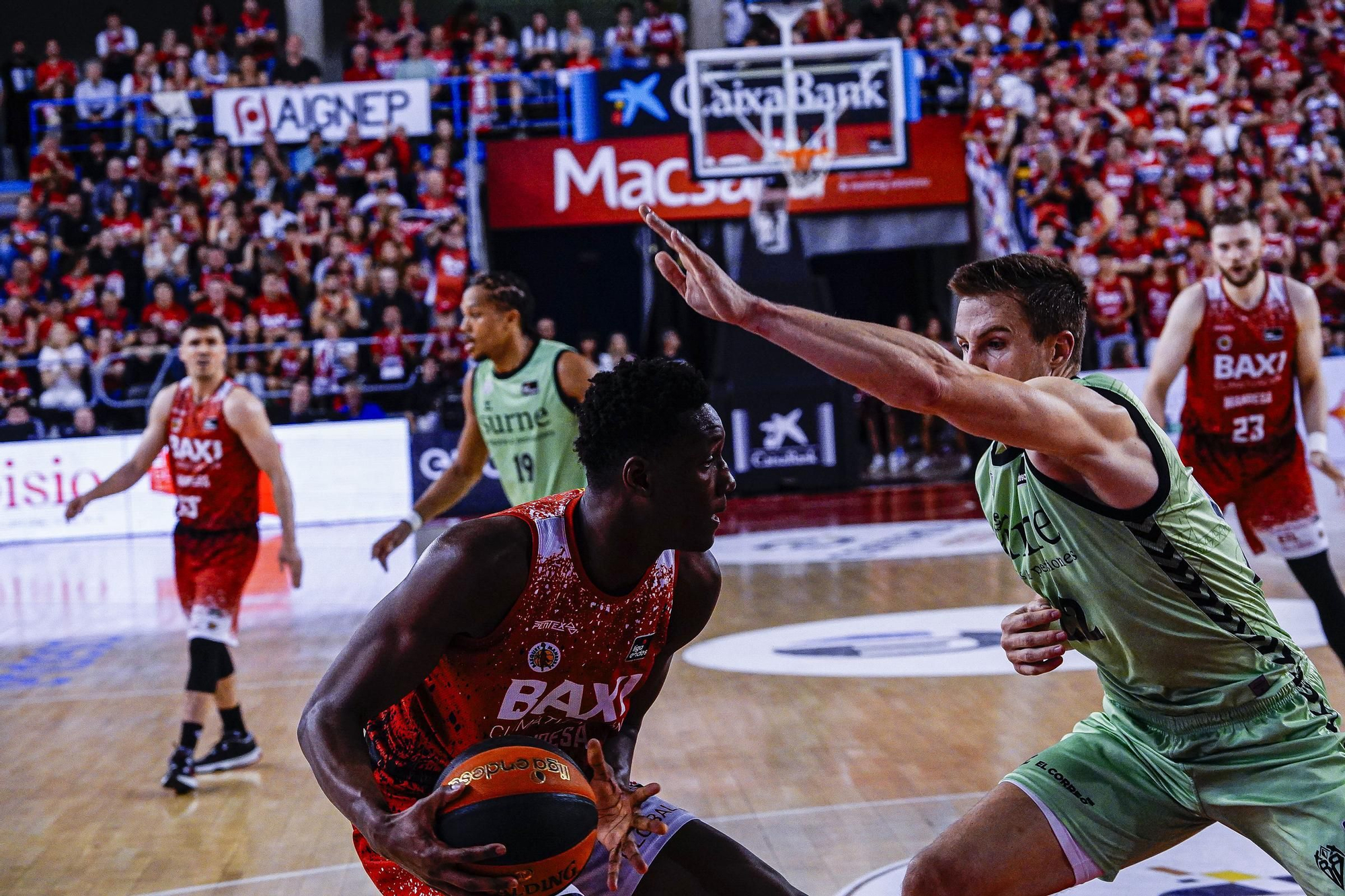 El Baxi - Bilbao Basket, en fotos