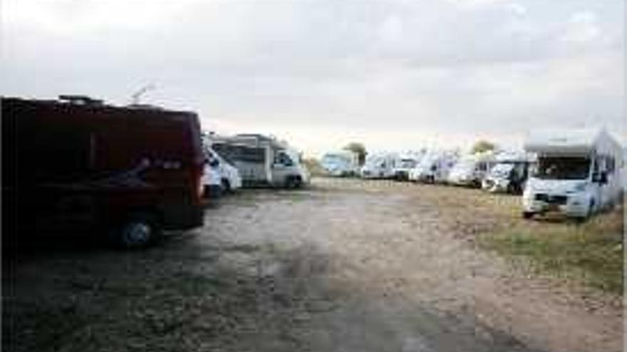 Autocaravanes en una zona de Santa Margarida.