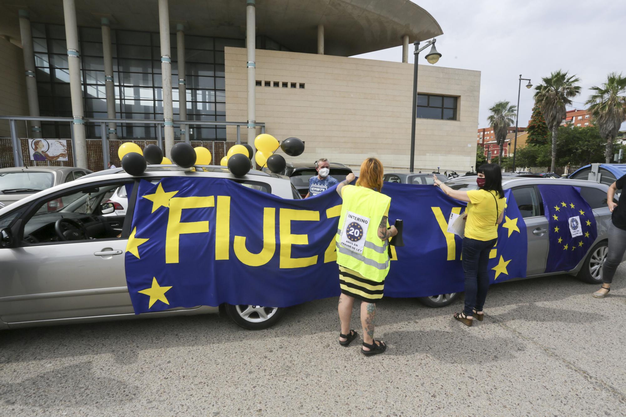 Las imágenes de la manifestación de los interinos en València