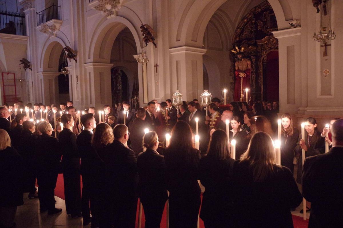 Traslado claustral del Cristo de la Humildad en la Victoria el Lunes de Pasión de 2026