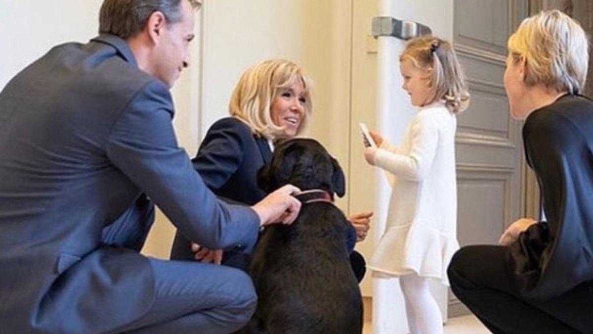 Los mellizos de Charlène y Alberto de Mónaco visitan a Brigitte Macron