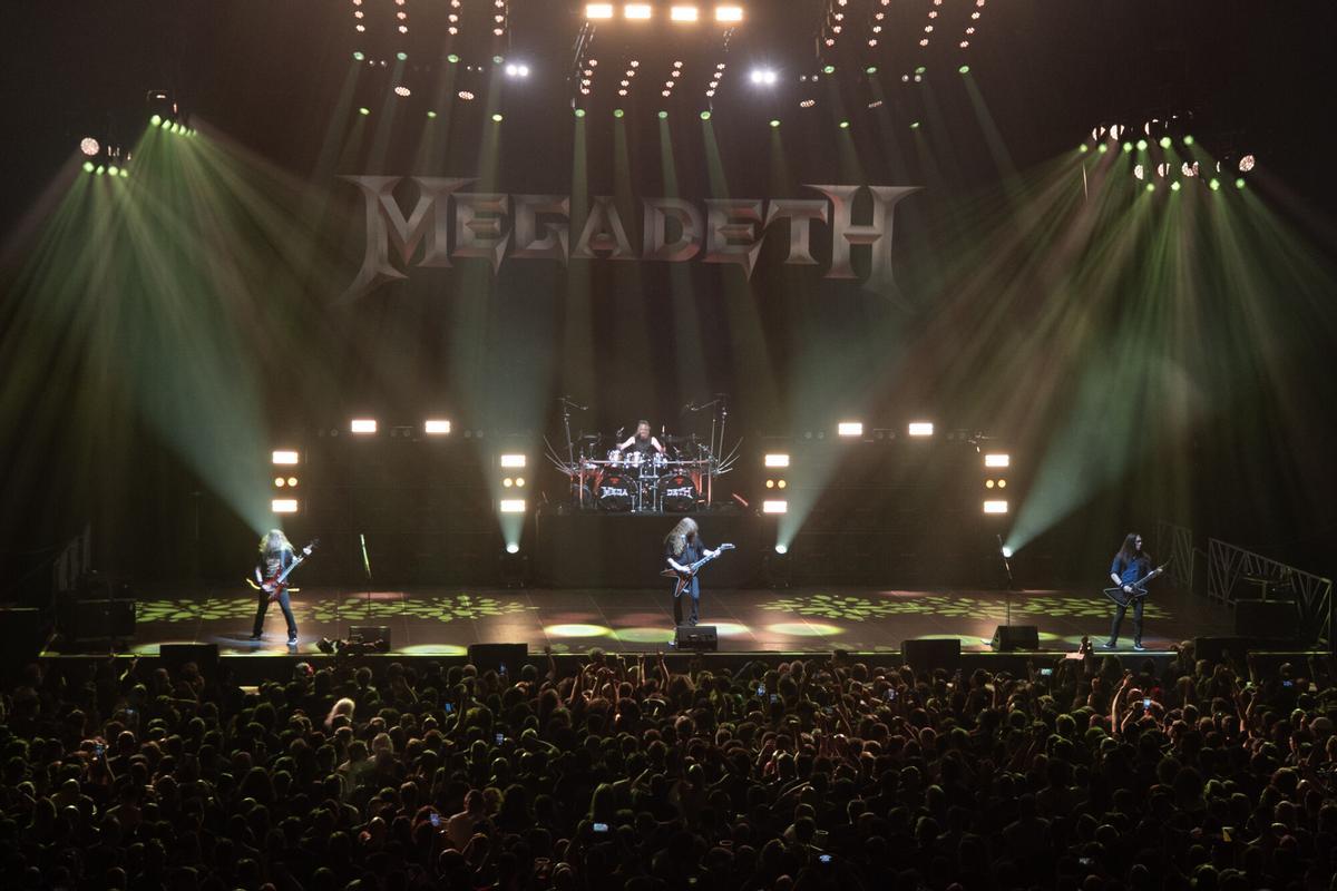 La banda de Dave Mustaine dice adiós tras 43 años sobre los escenarios. A Coruña es una de las pocas paradas seleccionadas de su gira. La banda de Dave Mustaine dice adiós tras 43 años sobre los escenarios. A Coruña es una de las pocas paradas seleccionadas de su gira.