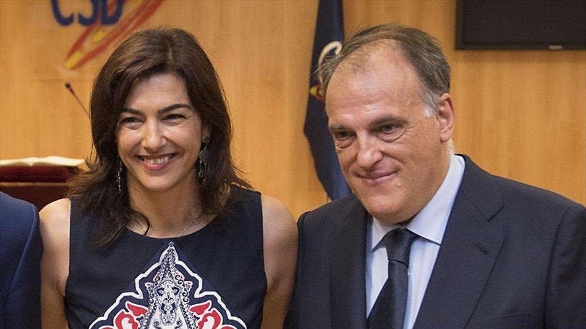Javier Tebas junto a la presidenta del CSD.