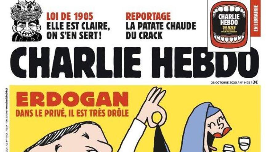 &#039;Charlie Hebdo&#039; caricaturiza a Erdogan bebiendo cerveza y levantando la falda a un mujer