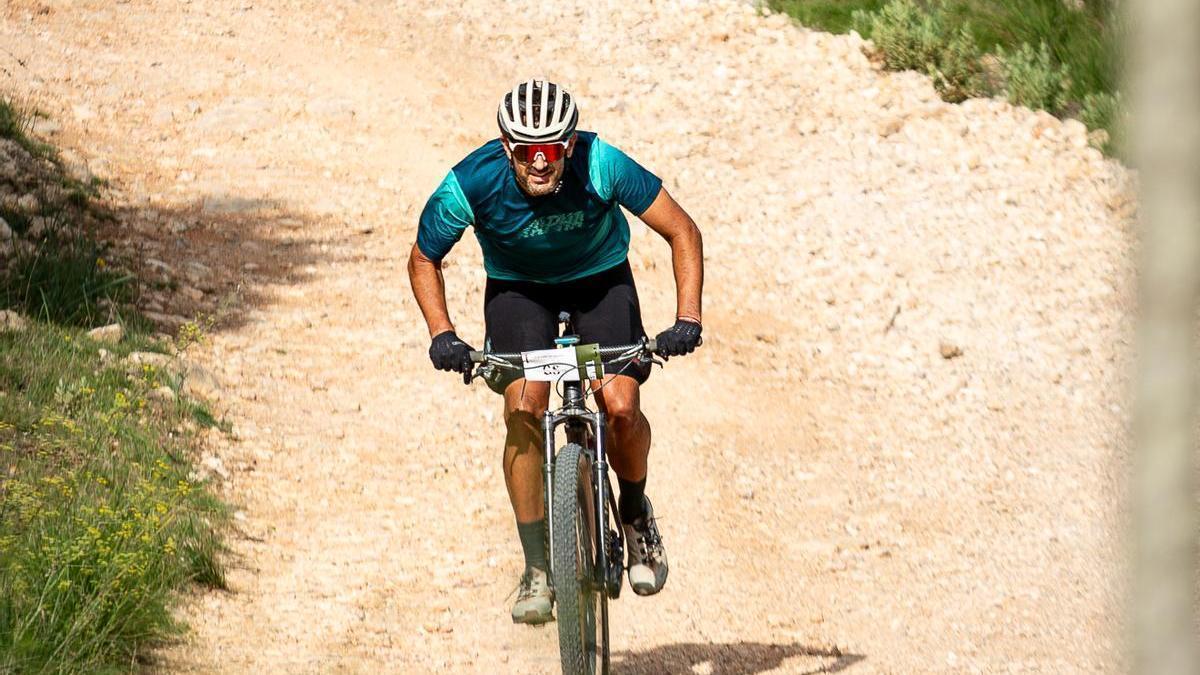 Beim Gravel wird über Feldwege gefahren.