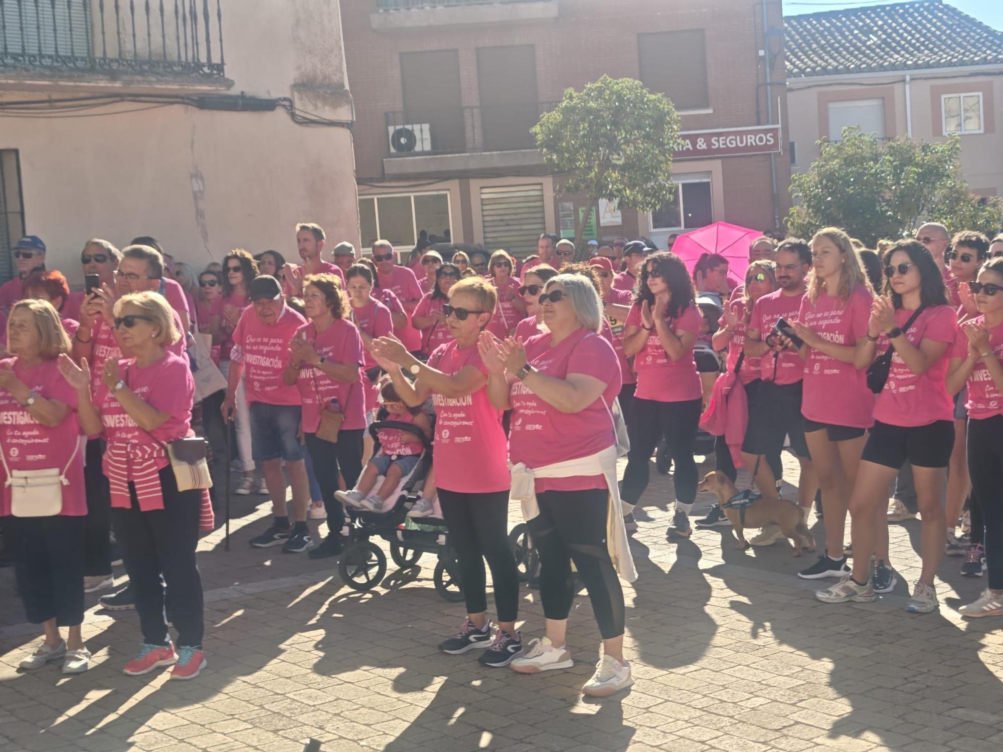 GALERÍA | La marcha de Fuentesaúco por el cáncer en imágenes