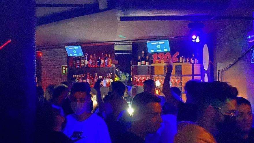 El servicio en barra y los bailes en las discotecas regresan hoy a la Región