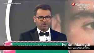 Jorge Javier Vázquez i els nuvis (’Les bodes de Sálvame’).