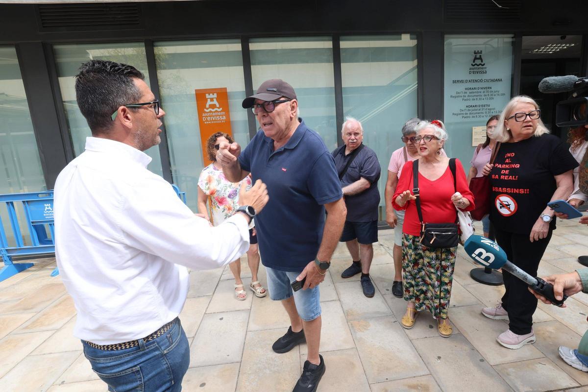 La movilización de los vecinos de Ibiza en contra del microparking en sa Real, en imágenes